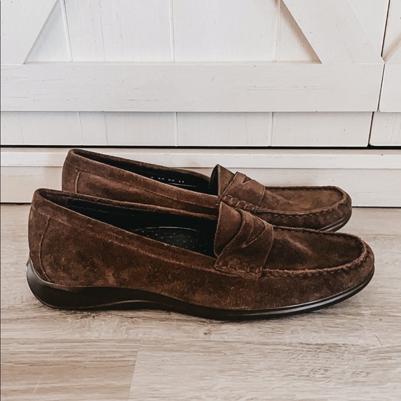 nike penny loafers
